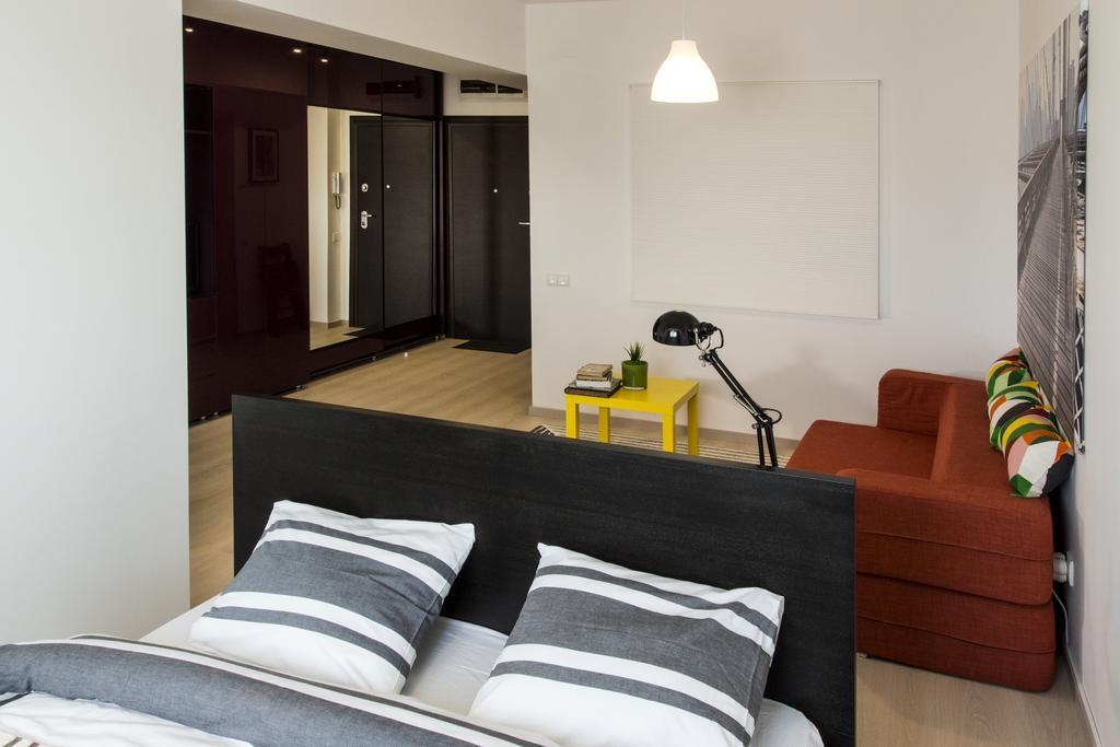 Studio R By Mrg Apartments Bukarest Exteriör bild