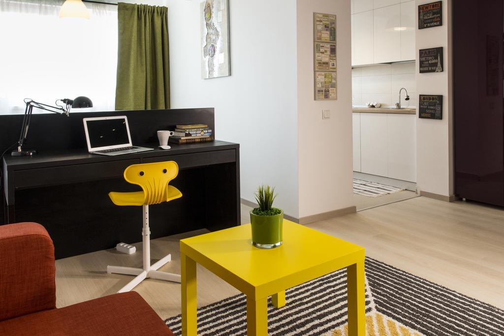 Studio R By Mrg Apartments Bukarest Exteriör bild