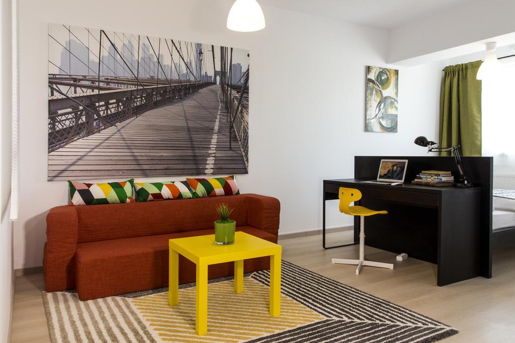 Studio R By Mrg Apartments Bukarest Exteriör bild